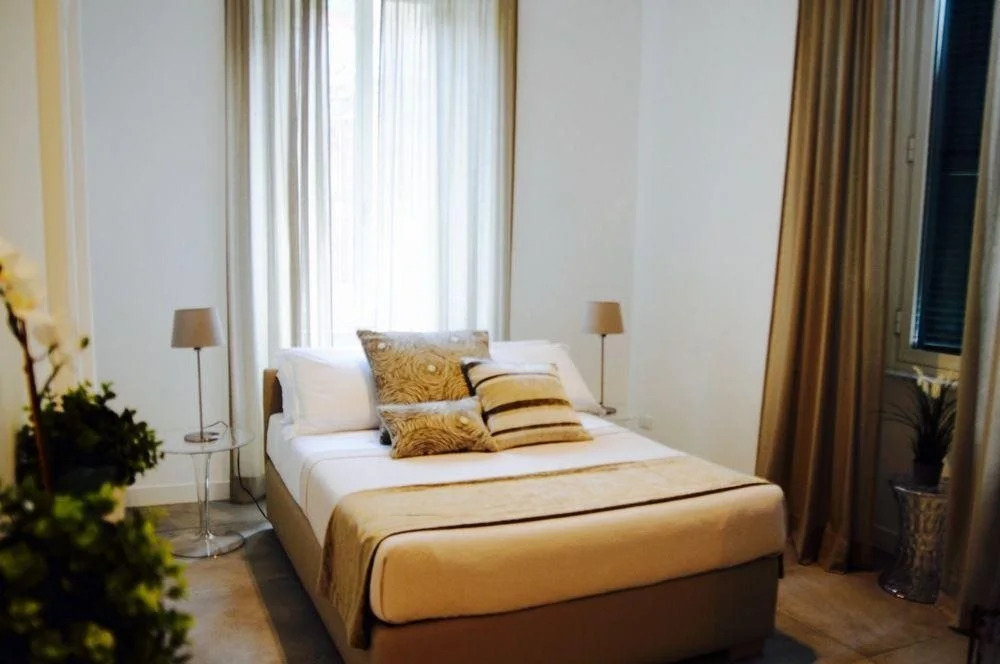 Residenza Vaticano by Hili