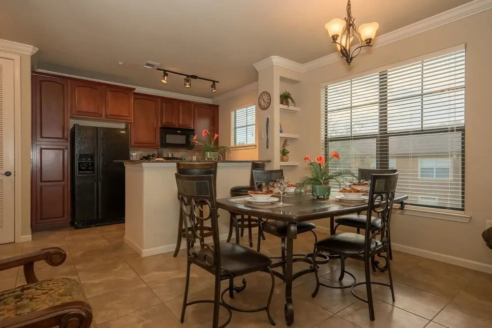 BP621CP Bella Piazza - Three Bedroom Condo