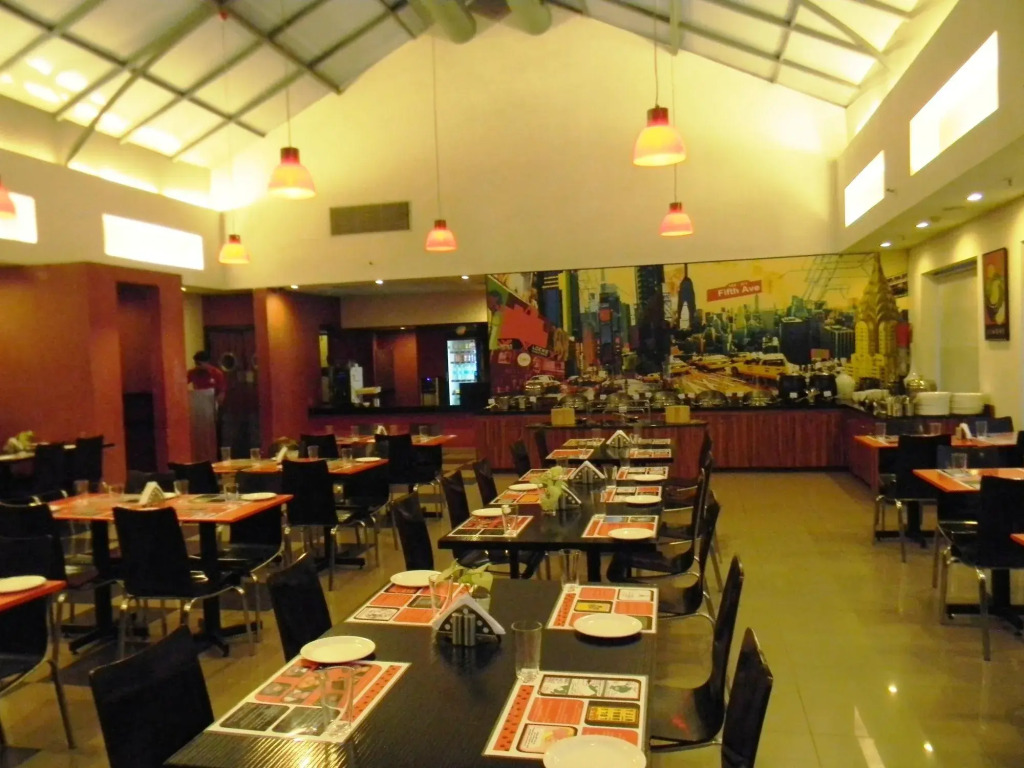 Red Fox by Lemon Tree Hotels, East Delhi