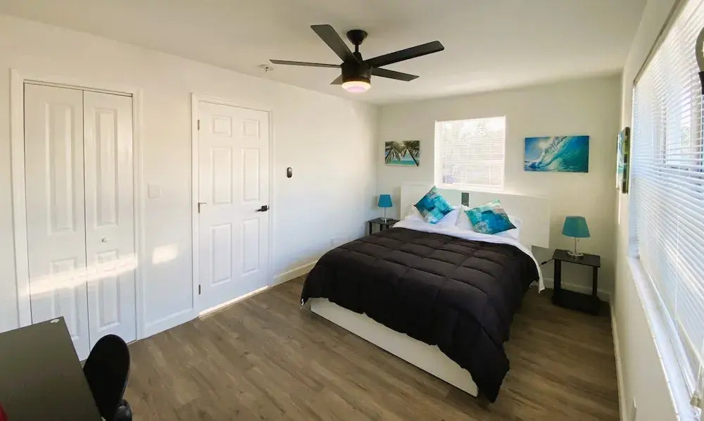 3210 Canal Dr apt5  Daniel - Pompano Bch