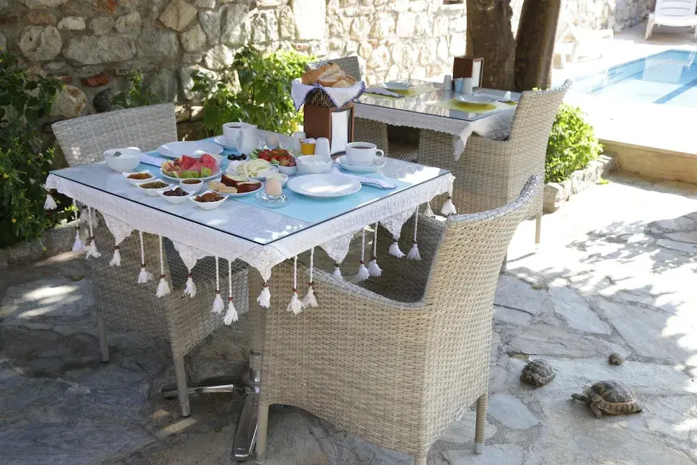 Nazar Hotel