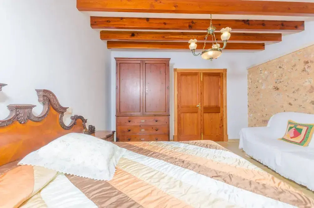 Ca Na Ramona With 4 Bedrooms and 5 Bathrooms