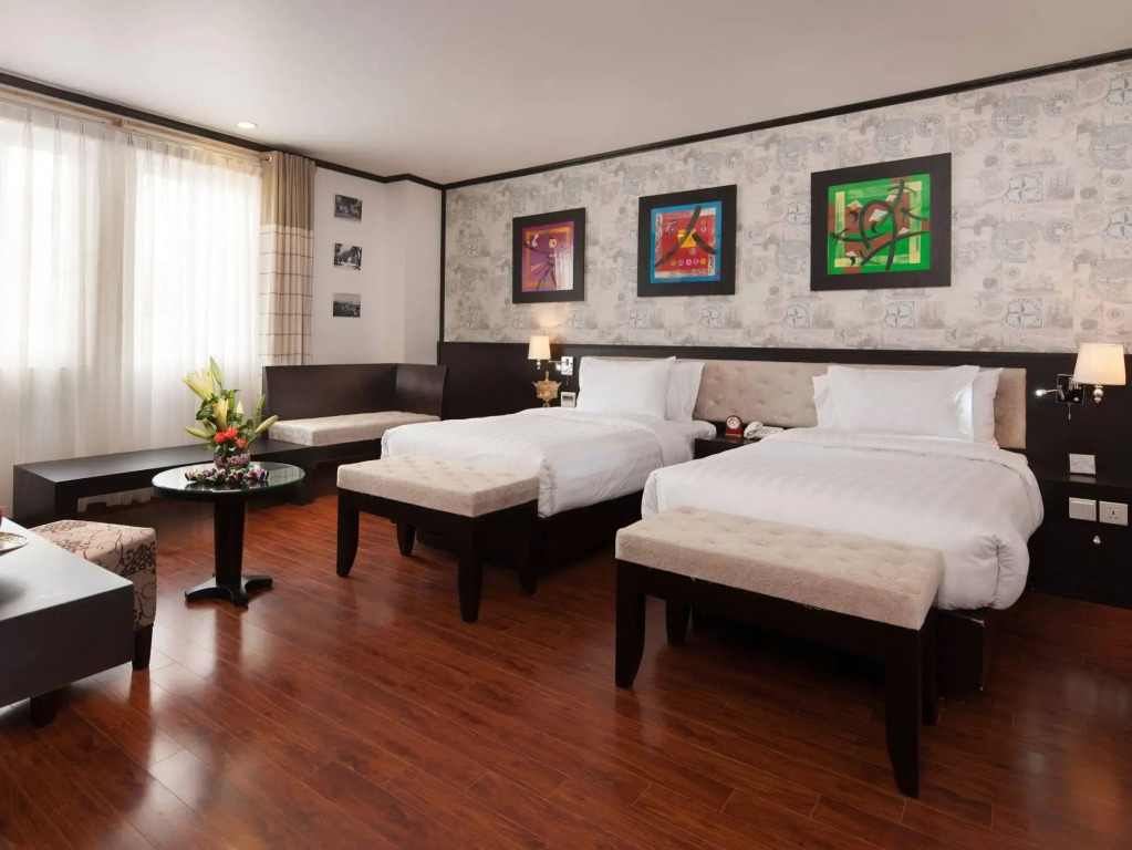 Boss Legend Hotel