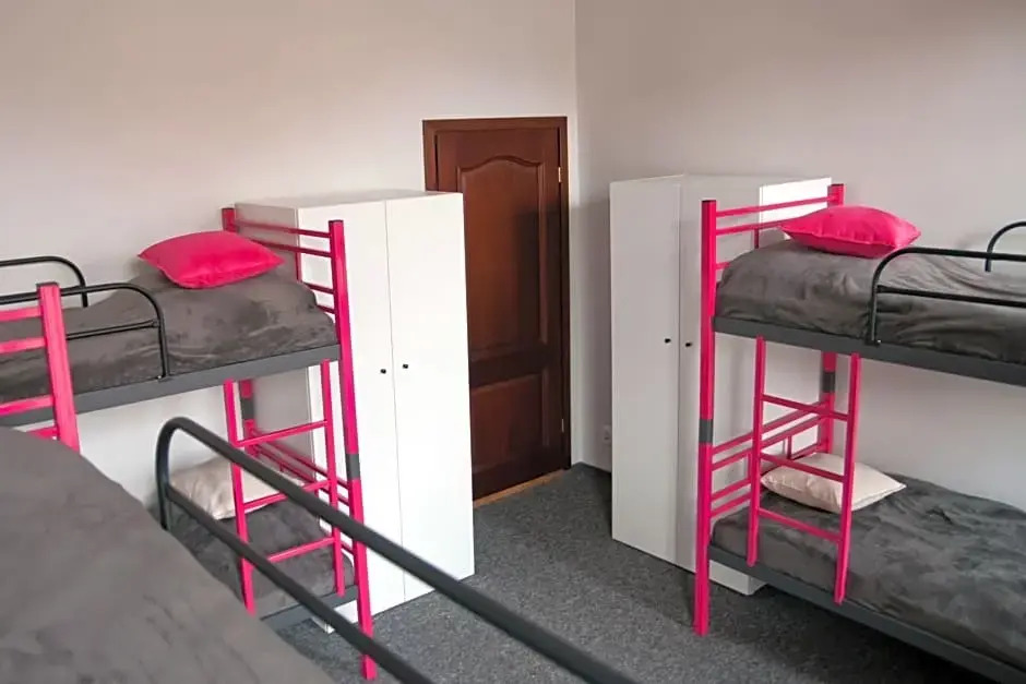 Rodmos Hostel