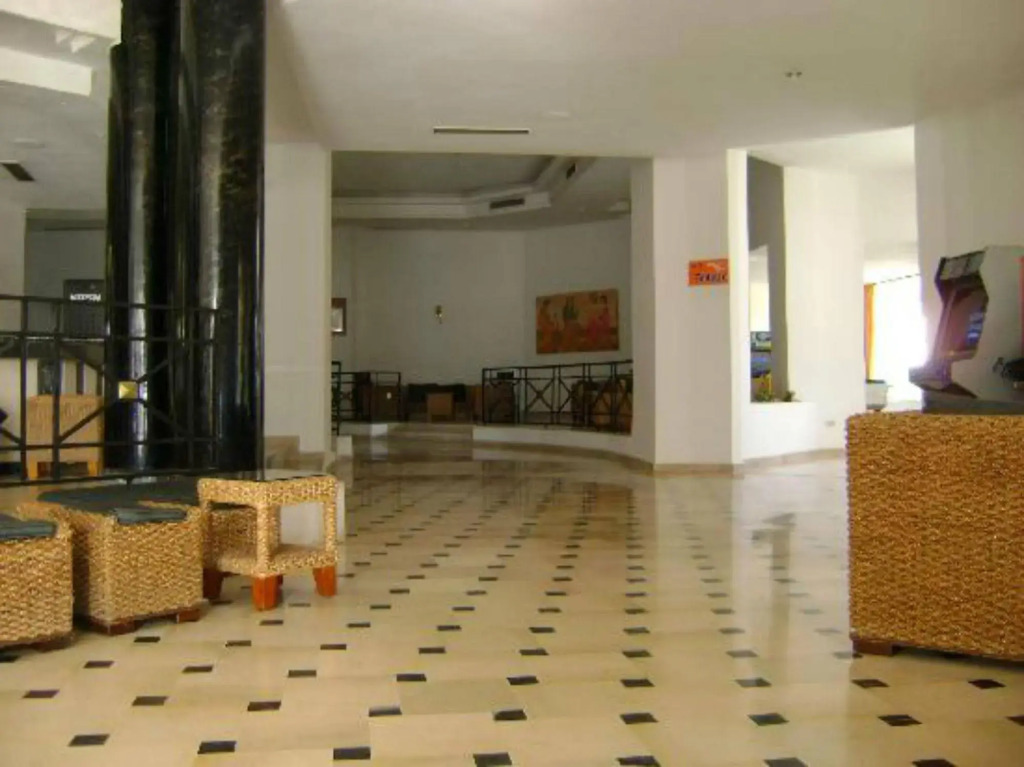 Kinza Hotel
