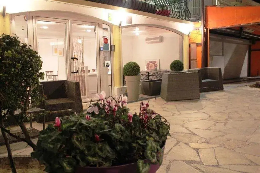 Boutique Hôtel de la Corniche dOr