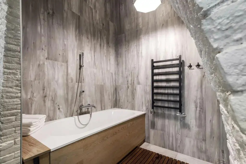 #stayhere - Unique Spacious & Modern 2BDR Upscale Neighbourhood