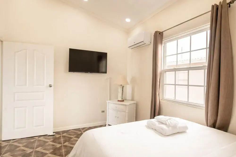 Mariner Suites