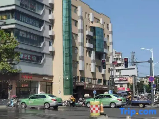 Homeinn · neo (Hefei Guogou Plaza Sanlian Subway Station)