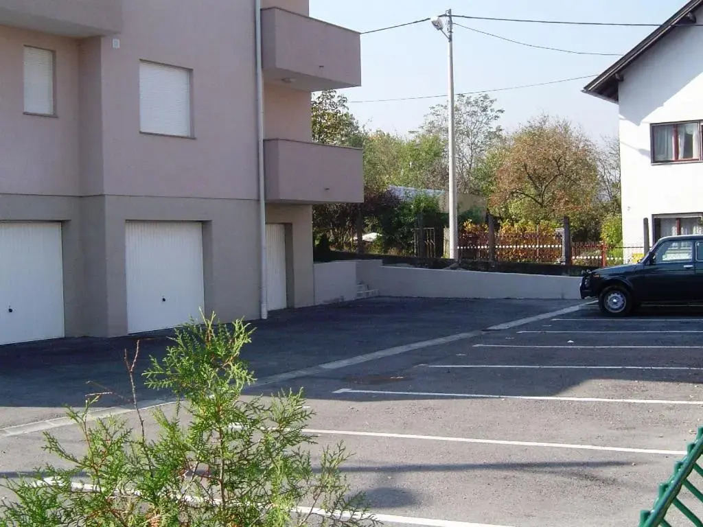 Apartmani Almica