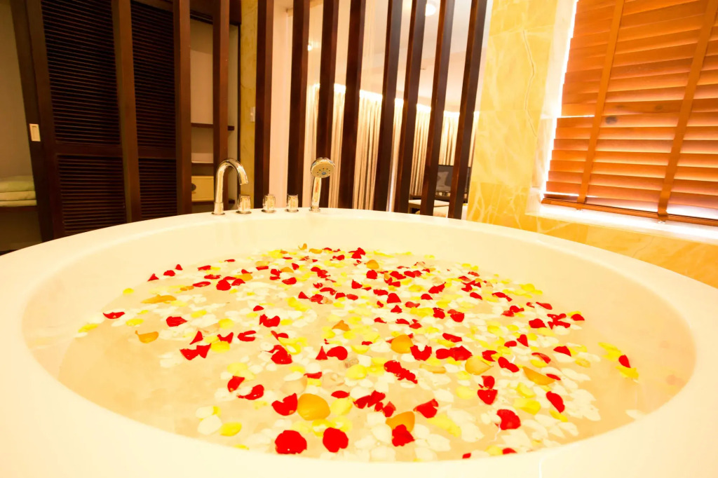 Villa Del Sol Beach Resort & Spa