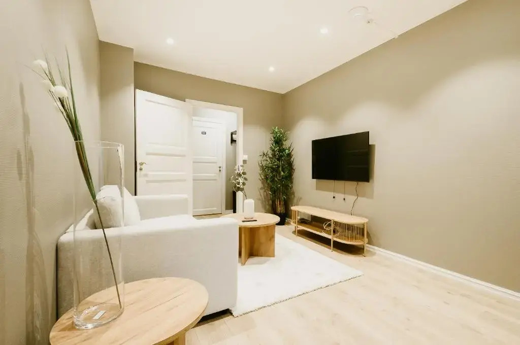The Apartments - N°2