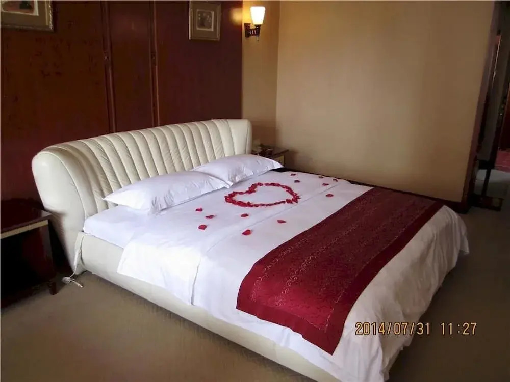 Daguan Kunming Hotel (Daguan Park Branch)
