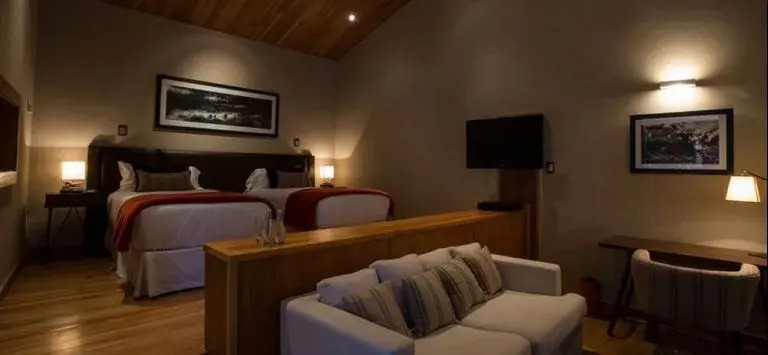 Uman Lodge