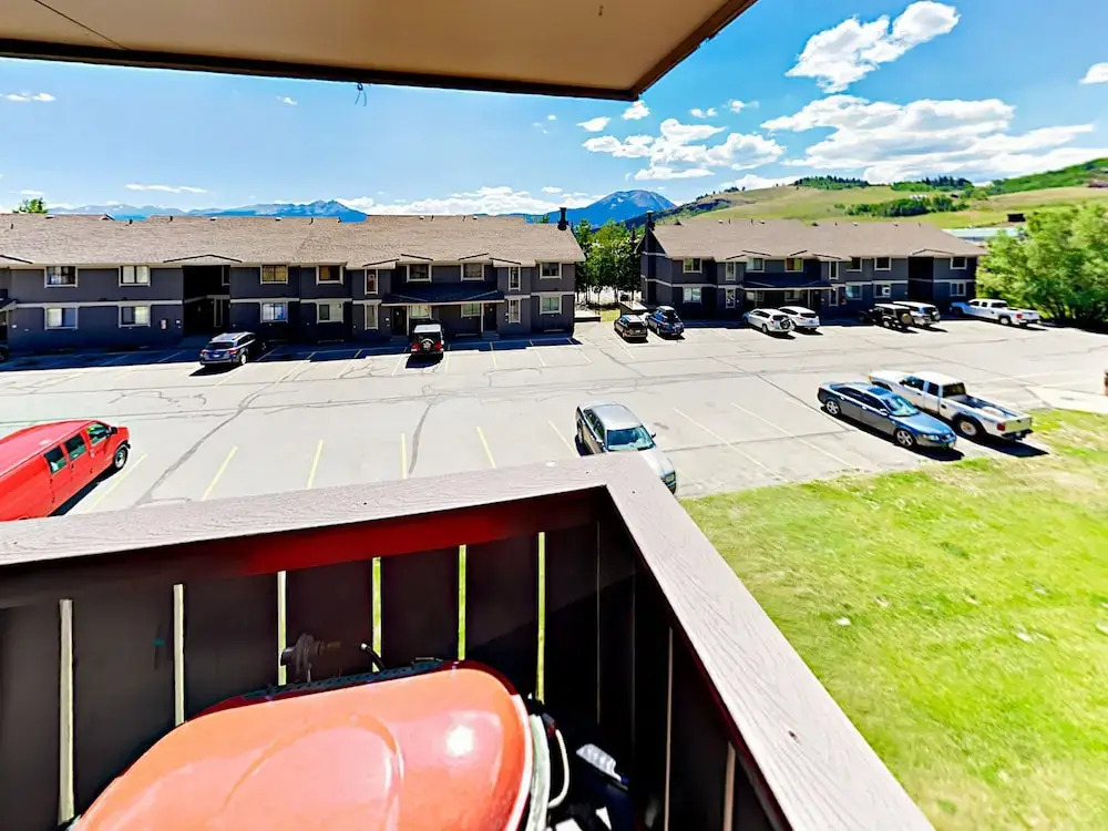 Enthusiasts Dream Condo #s303 2 Bedrooms 2 Bathrooms Condo
