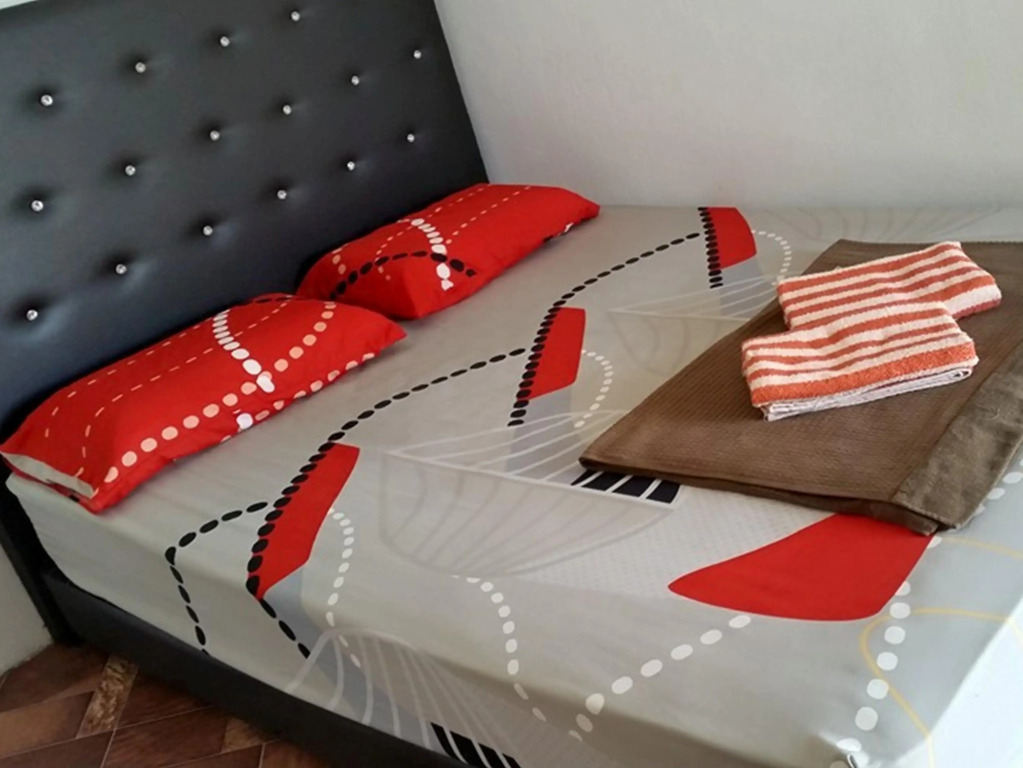 Izz Room Motel