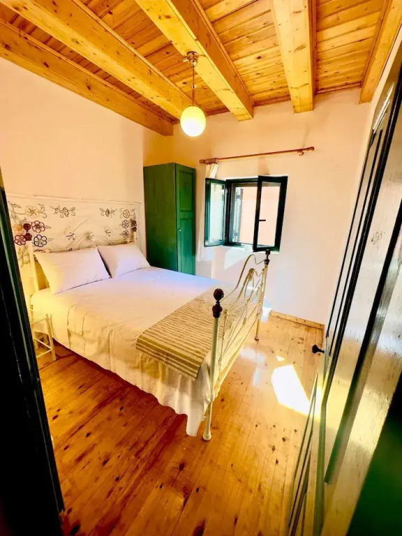 Kansoneta-Traditional Mansion in Gastouri Village