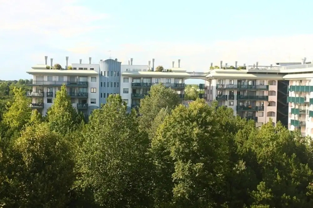 Lovely Flat in a Residence With Pool - Beahost
