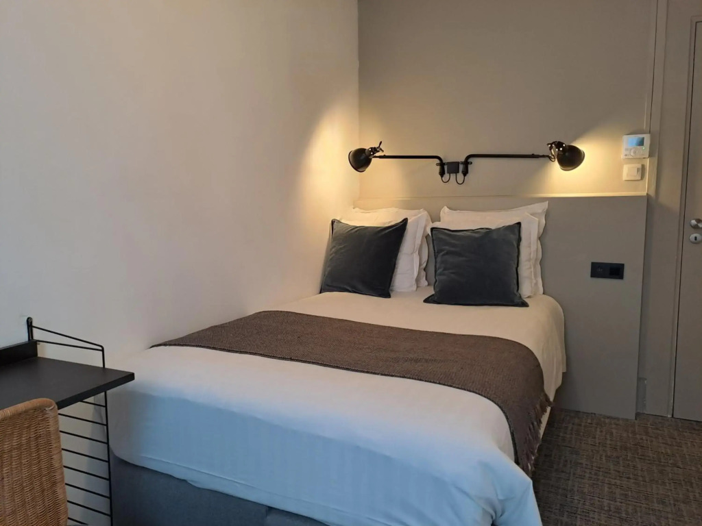 Отель Lucien
