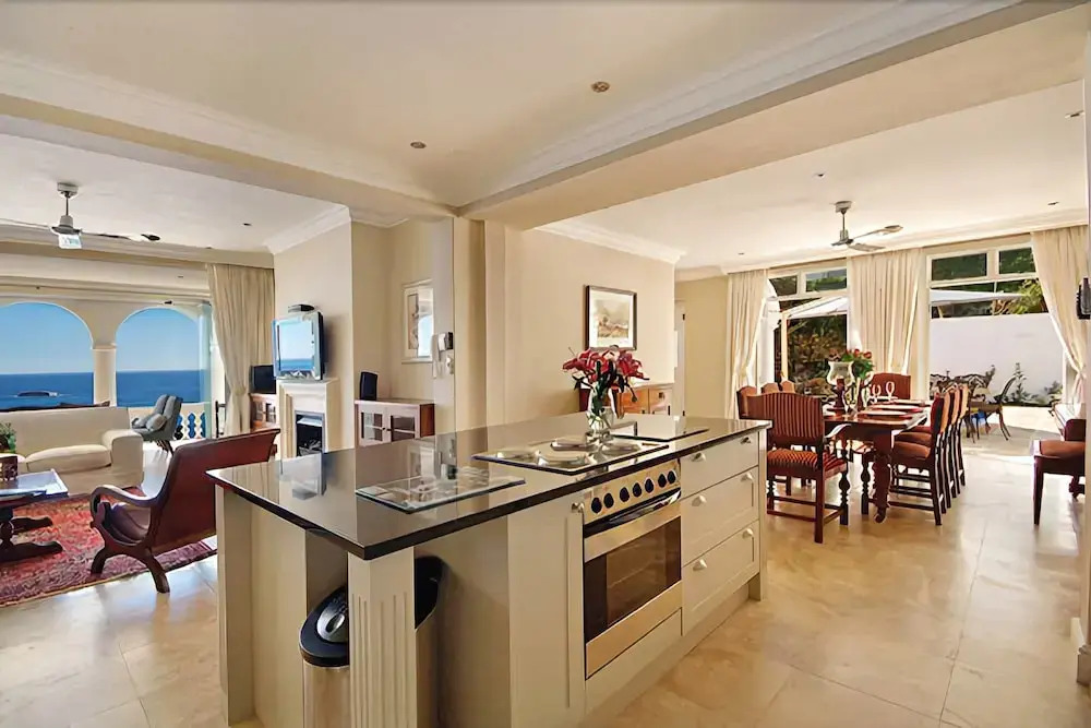 Bingley Place - Camps Bay Luxury Villa