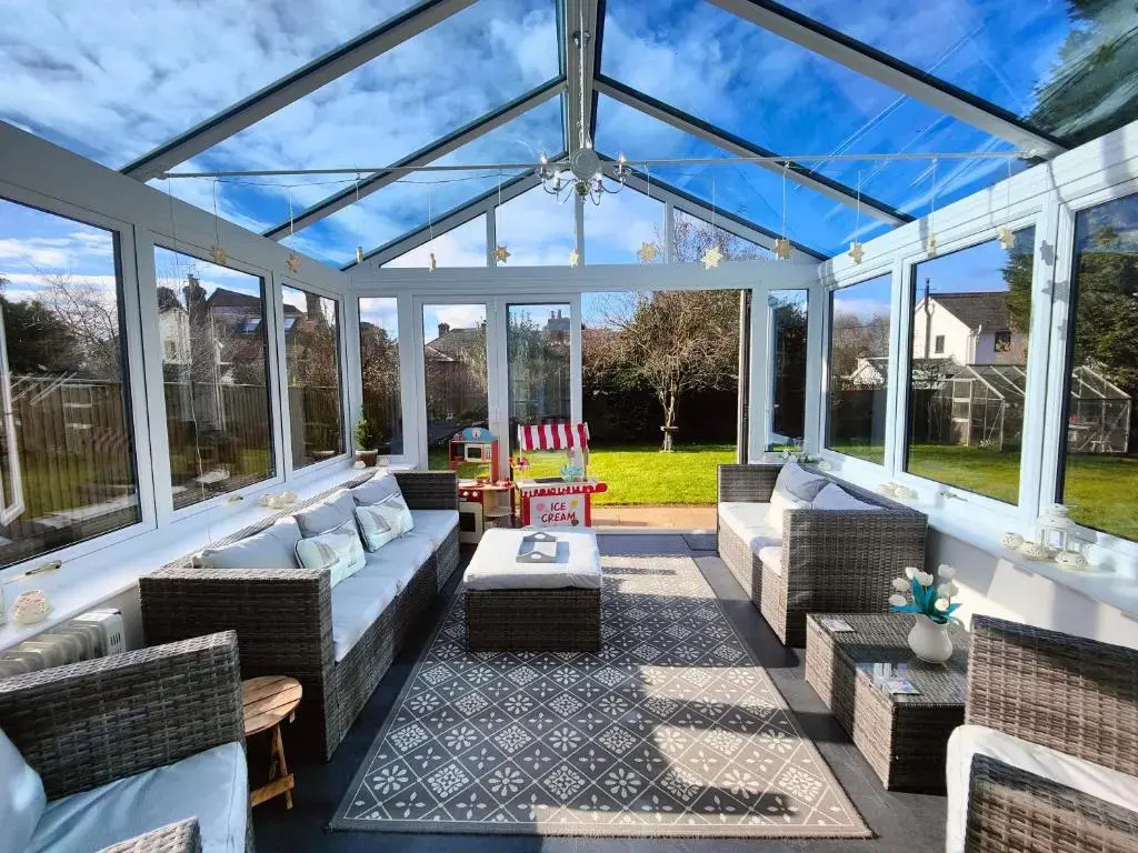 Birdsong Rural Winchester Twyford - 2BR, 5BR, 7BR - sleeps upto 14