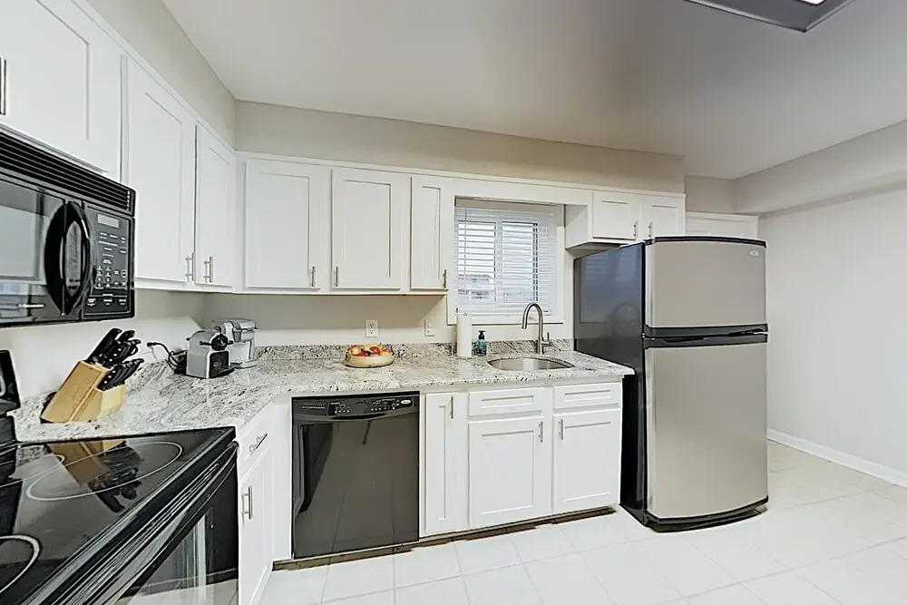 New Listing! Jinks Creek Beach W/ Pool 2 Bedroom Condo