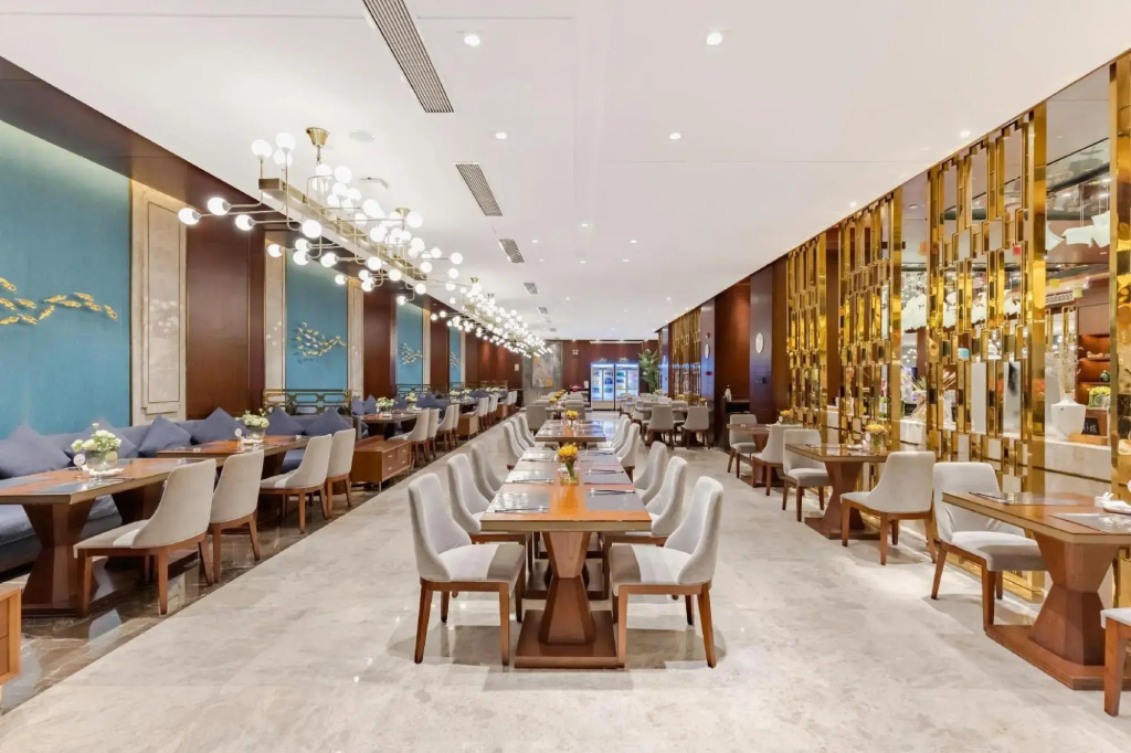 Andeli Hotel