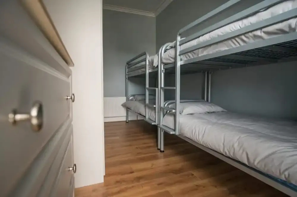 Derry Hostel & Guest House