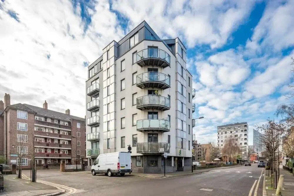 Stylish 3 Bed Flat In Shoreditch - 5 Mins To Tube