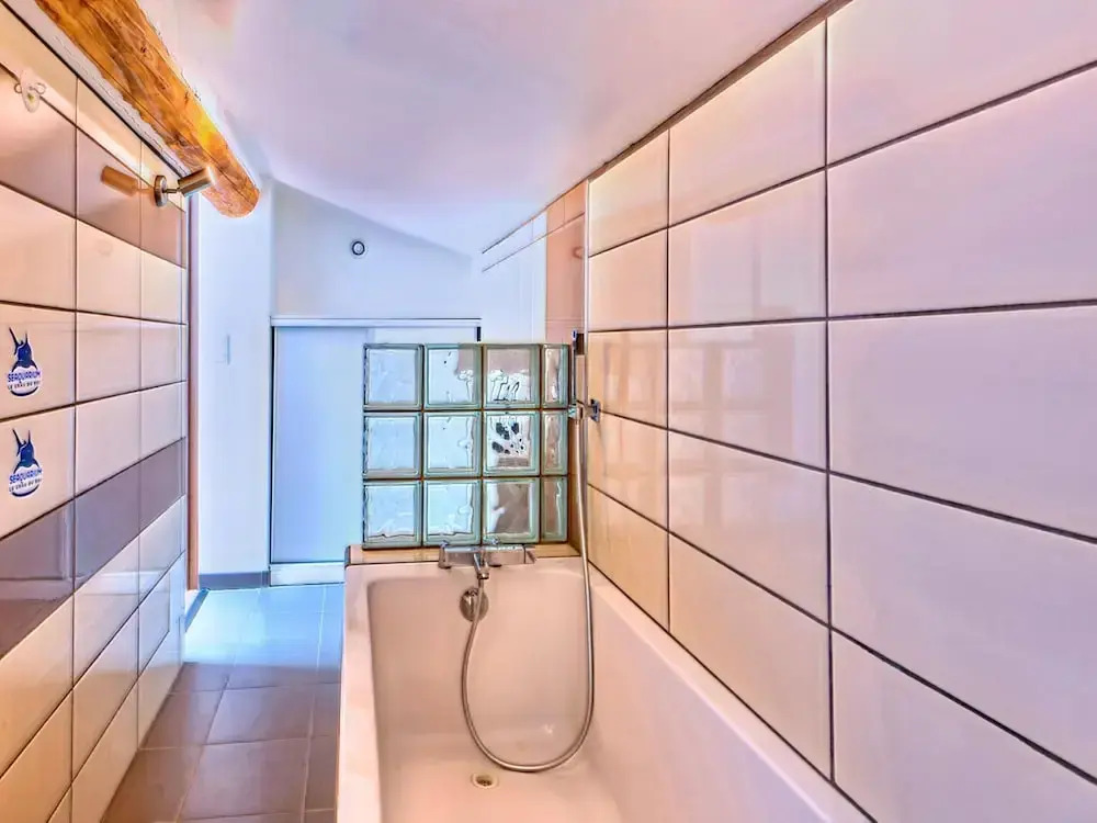 Holiday Home in Vaucluse Near Mont Ventoux