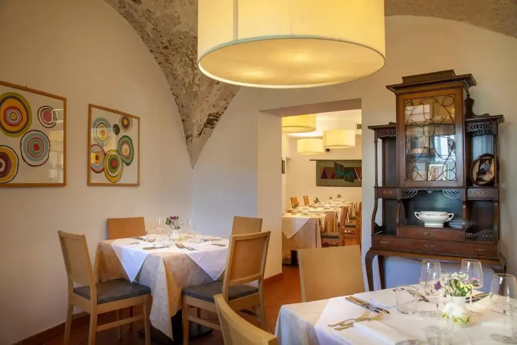 Hotel Romanda