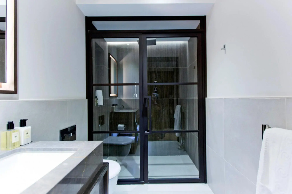 GS14 - 1 Bed Executive