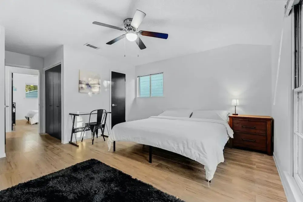Quiet 3 Bedroom Home Walkable to Zilker Park