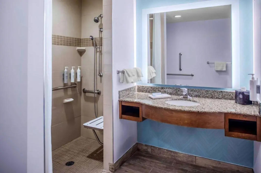 Masters Inn - Charleston