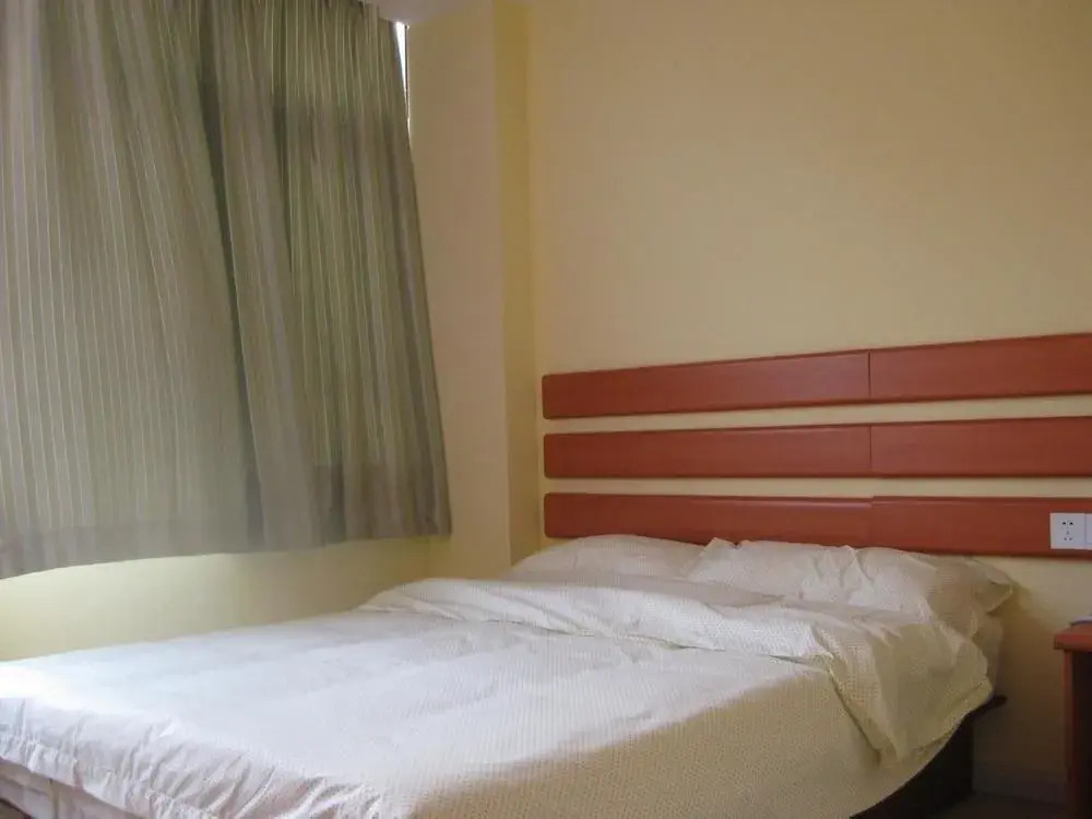Yi Jia Express Hotel Penglai Haigang