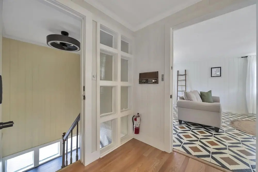 Swann Ave 2B Sleeps 6 Walk 2 Bayshore Hyde Park