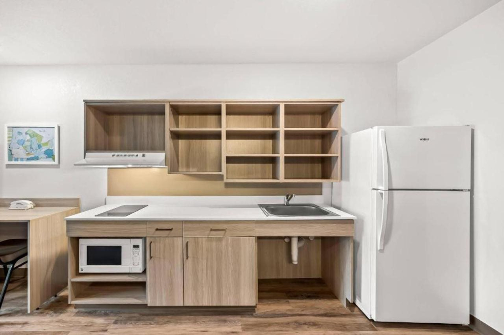 WoodSpring Suites Jackson Hub City