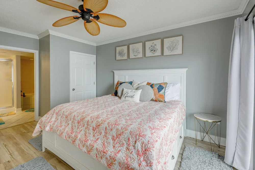 High Walkability, Pool Access! Ocean City Condo