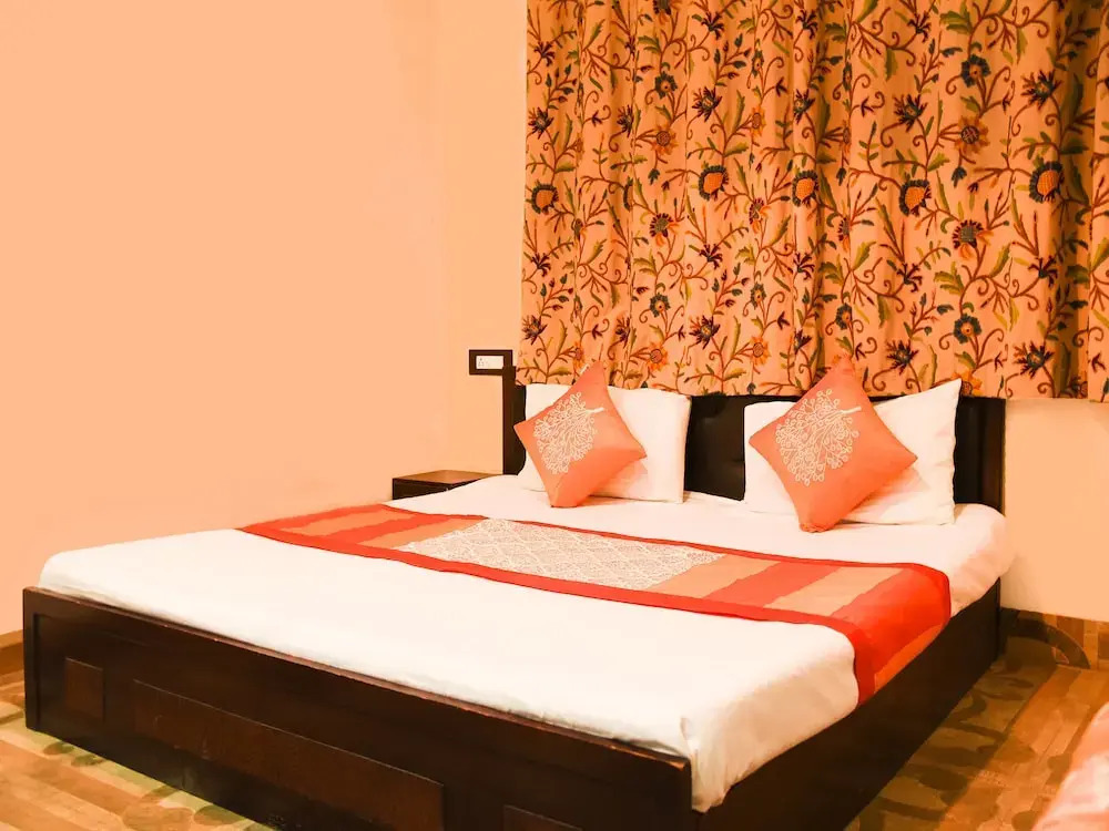 OYO 12445 Hotel Marhaba United
