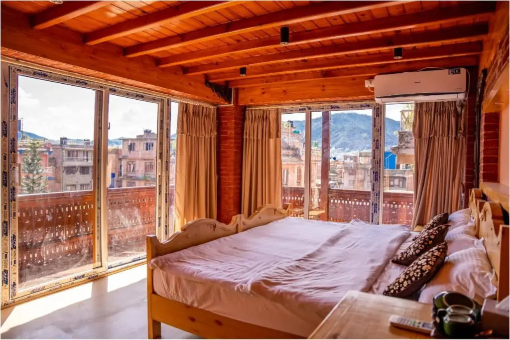Nag Pukhu Guest House