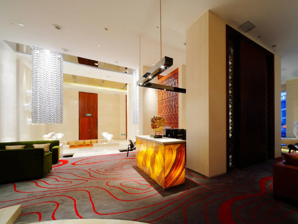 DW Hotel