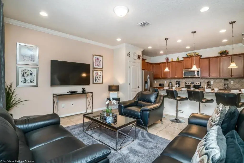 Free Waterpark Splash Pool BBQ Themed Rooms