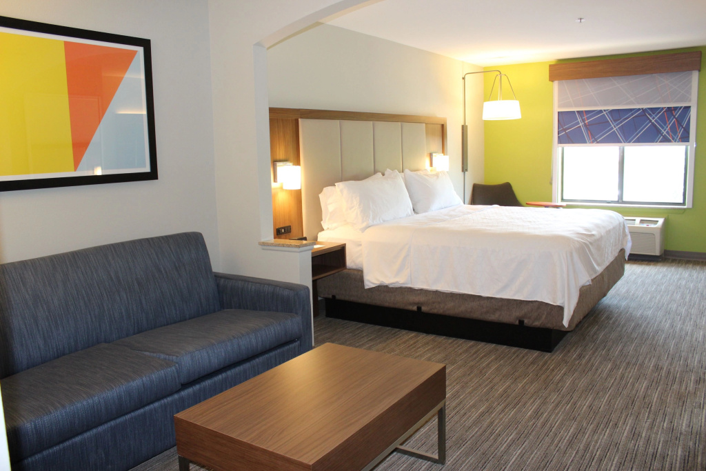 Holiday Inn Express Forest City by IHG