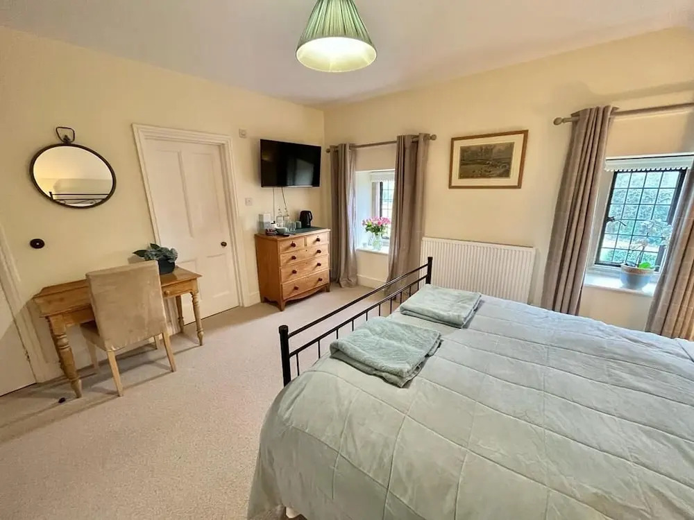 Parsonage House, Badminton