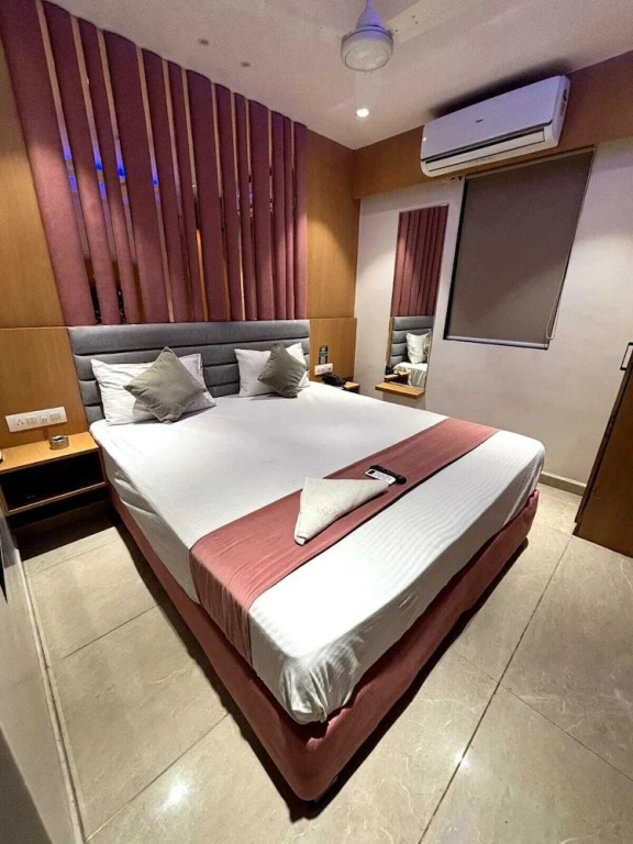 Hotel Singh Empire