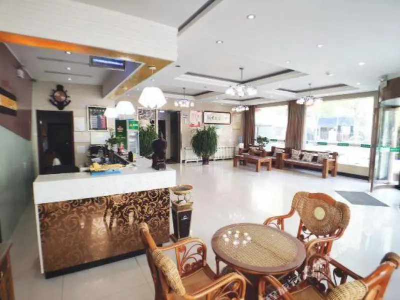 Jindu Business Hotel (Linyi Banchengzhen Government Store)