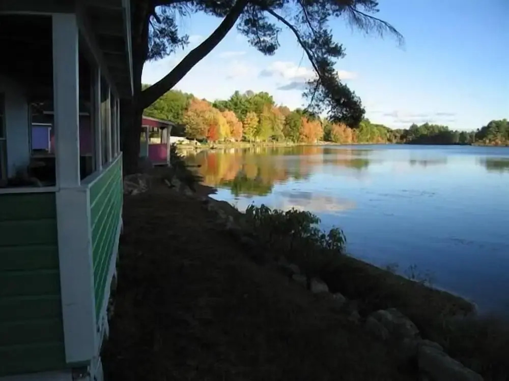 The Cottages at Harvey Lake