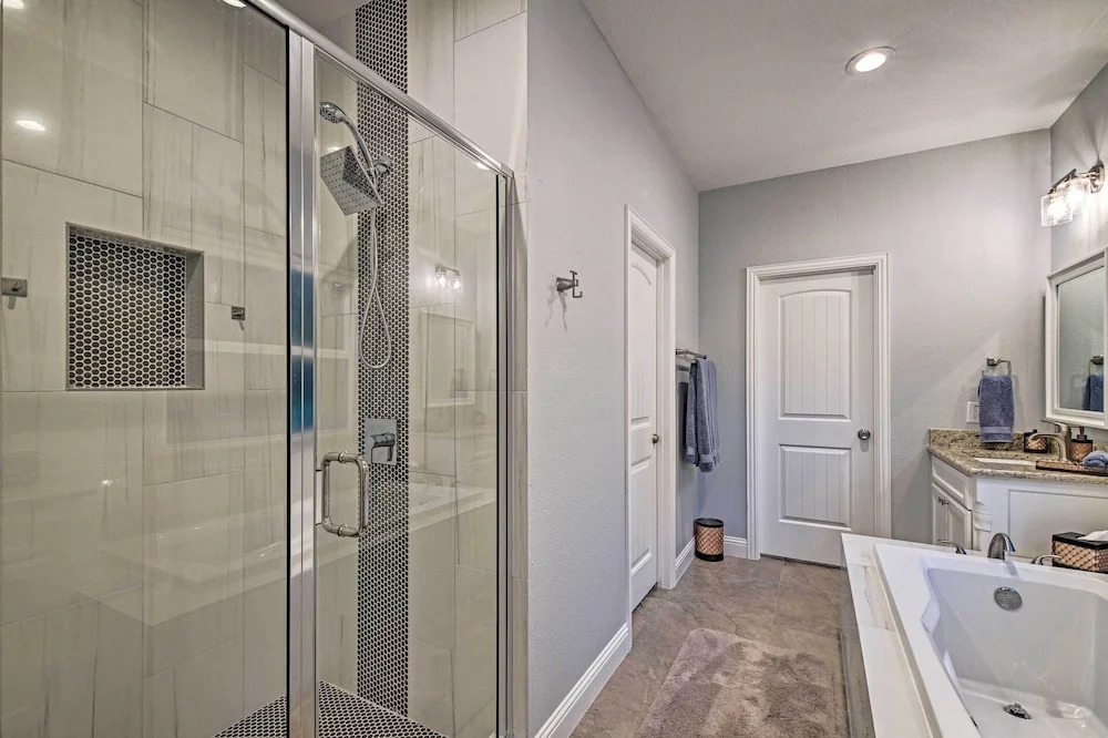 Luxury Granbury Home w/ Game Room: Steps to Lake!