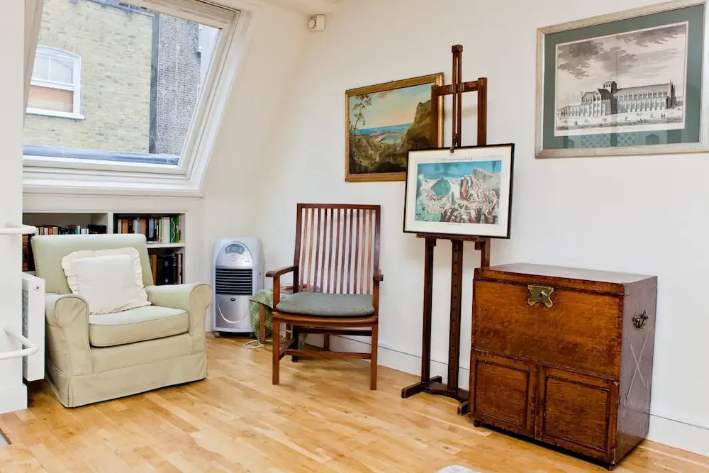 Beautiful 2 Bed home in Kensington Mews