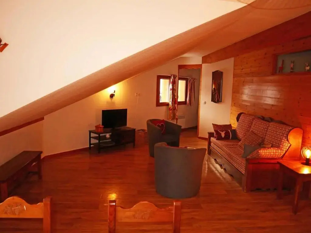 Appartement Les Orres, 2 pièces, 6 personnes - FR-1-322-238